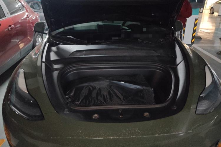 Used Tesla Model Y 2022 Rear-Wheel-Drive Version Engine Bay