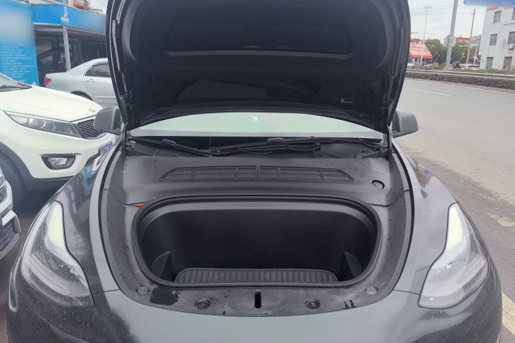 Used Tesla Model Y 2022 Rear-Wheel-Drive Version Engine Bay