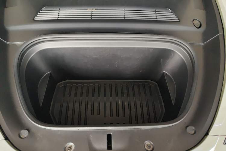 Used Tesla Model Y 2022 Long-Range All-Wheel-Drive Version Engine Bay
