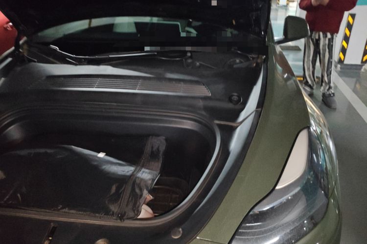 Used Tesla Model Y 2022 Rear-Wheel-Drive Version Engine Bay Left