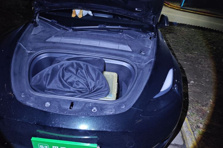Used Tesla Model Y 2022 Rear-Wheel-Drive Version Engine Bay Left