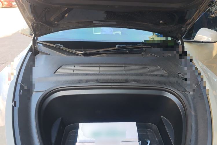 Used Tesla Model Y 2022 Rear-Wheel-Drive Version Engine Bay