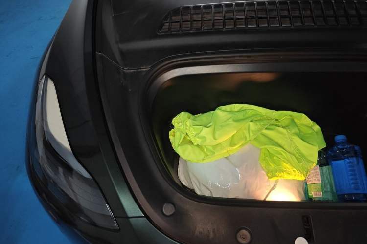 Used Tesla Model Y 2022 Rear-Wheel-Drive Version Engine Bay Right