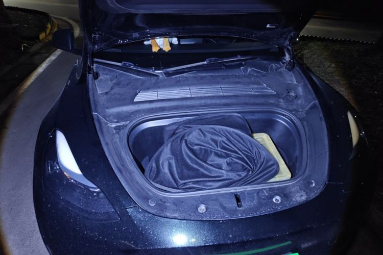 Used Tesla Model Y 2022 Rear-Wheel-Drive Version Engine Bay Right
