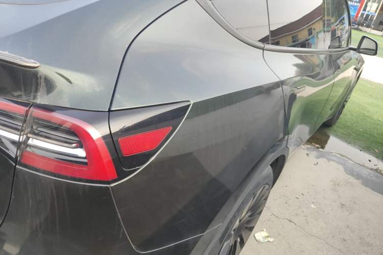 Used Tesla Model Y 2022 Rear-Wheel-Drive Version Exterior 3
