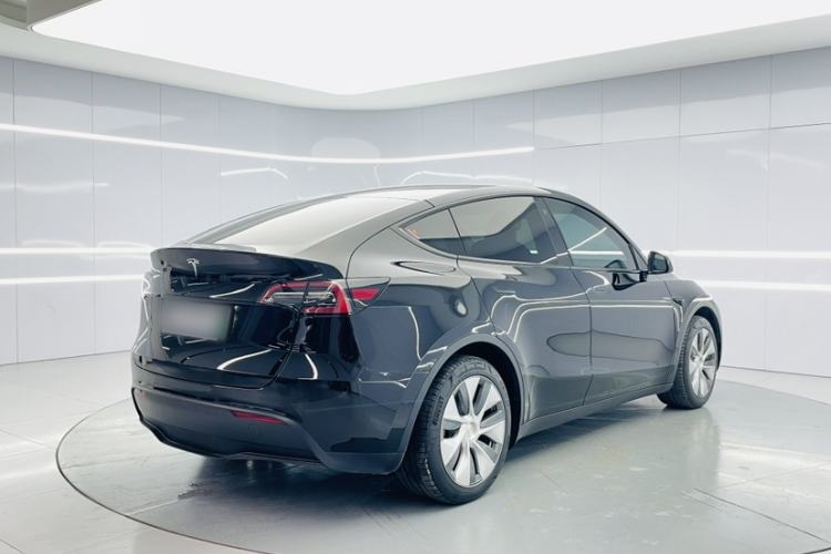 Used Tesla Model Y 2022 Rear-Wheel-Drive Version Exterior 6