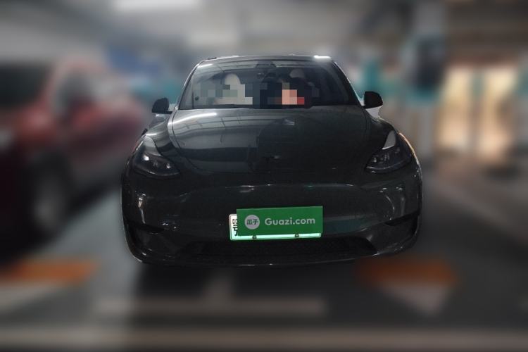 Used Tesla Model Y 2022 Rear-Wheel-Drive Version Front