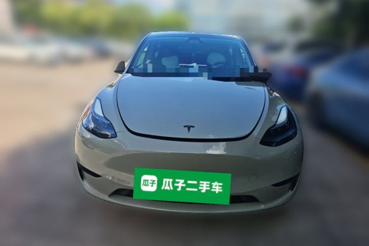 Used Tesla Model Y 2022 Rear-Wheel-Drive Version Front