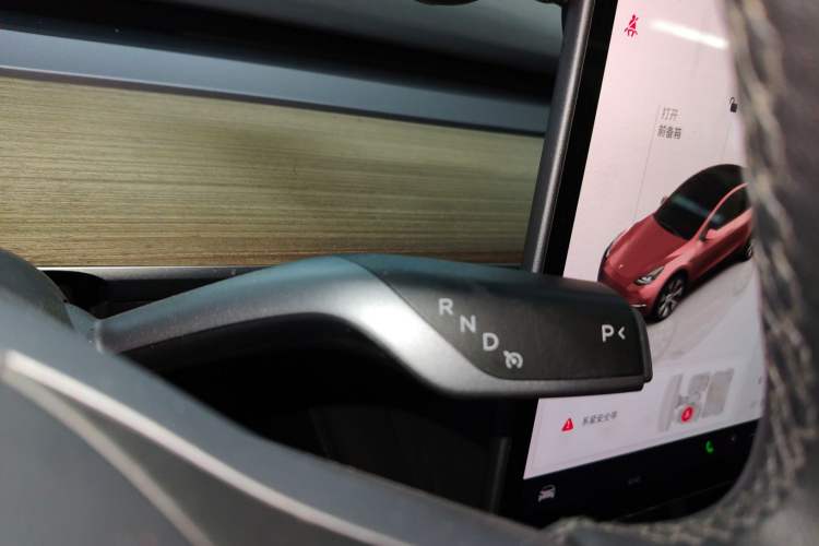Used Tesla Model Y 2022 Revised Version Rear-Wheel Drive Gear Lever