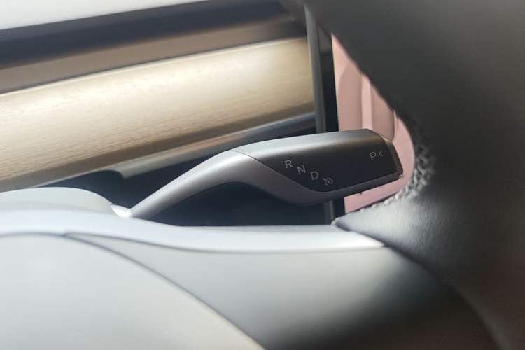 Used Tesla Model Y 2022 Revised Version Rear-Wheel Drive Gear Lever