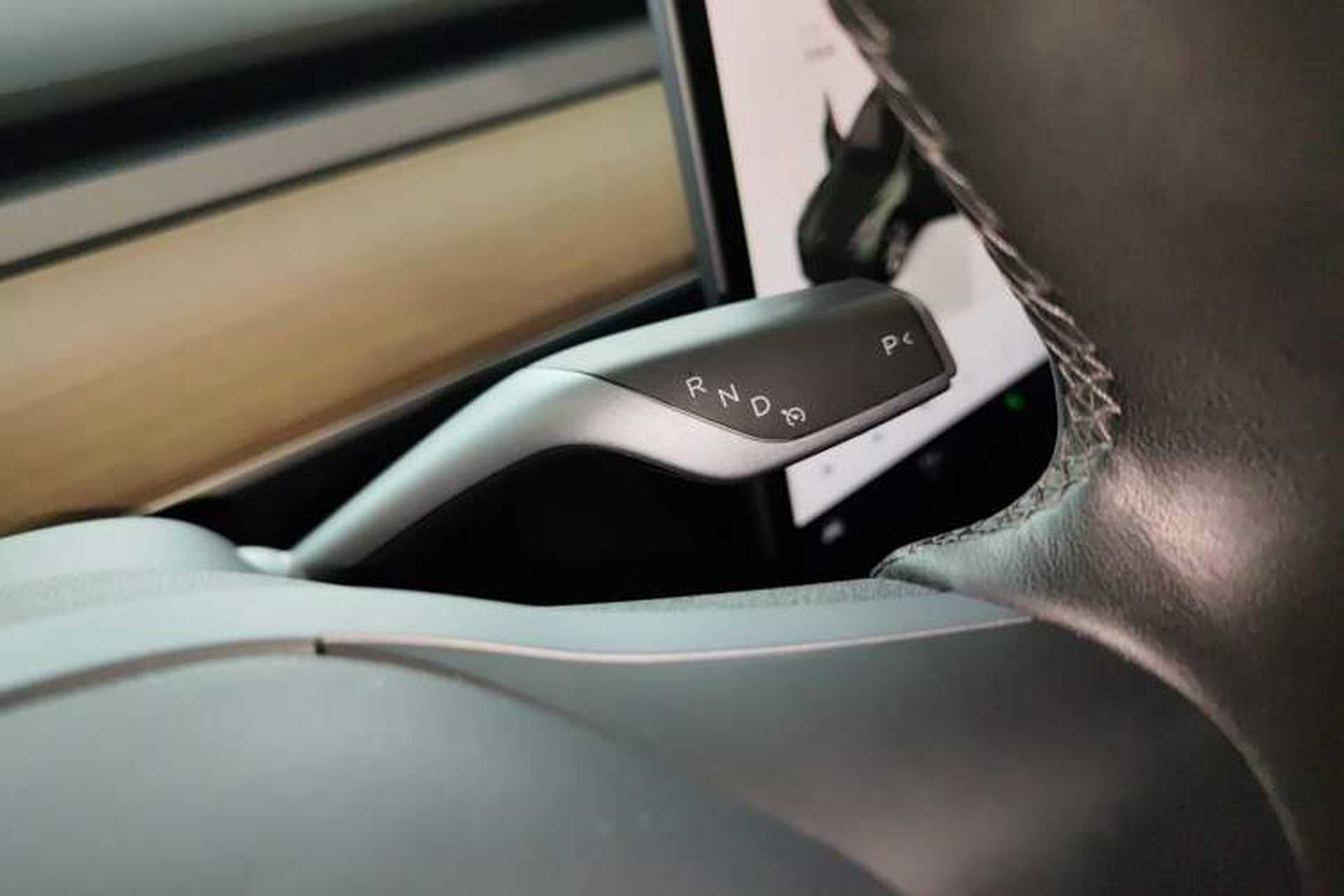 Used Tesla Model Y 2022 Long-Range All-Wheel-Drive Version Gear Lever