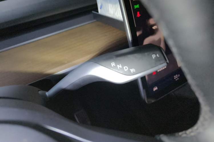 Used Tesla Model Y 2022 Rear-Wheel-Drive Version Gear Lever