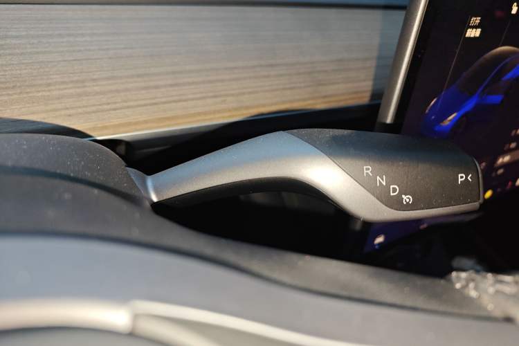 Used Tesla Model Y 2022 Rear-Wheel-Drive Version Gear Lever