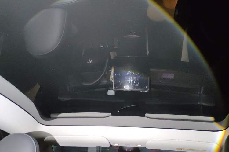 Used Tesla Model Y 2022 Revised Version Rear-Wheel Drive Headliner
