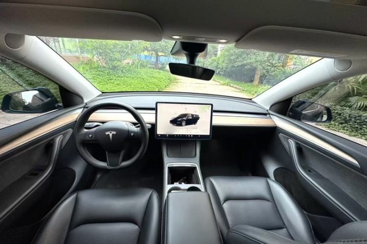 Used Tesla Model Y 2022 Revised Version Rear-Wheel Drive Interior 2