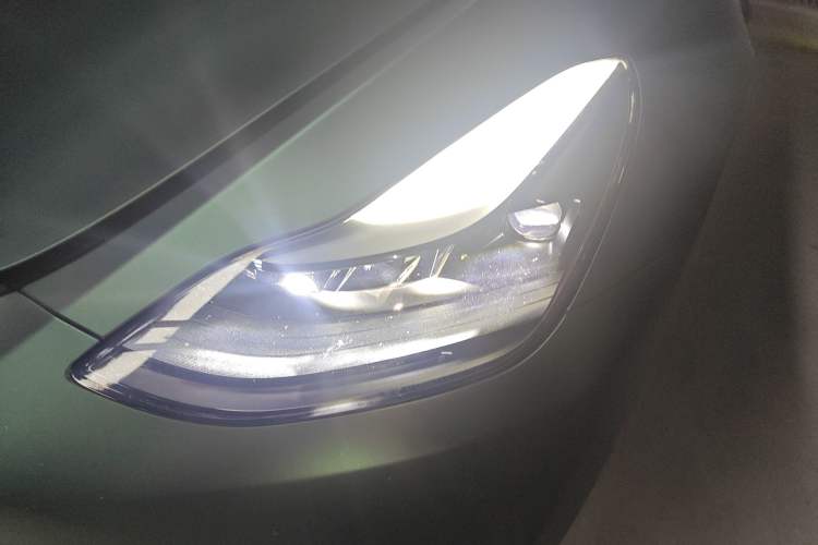 Used Tesla Model Y 2022 Revised Version Long-Range All-Wheel Drive Left Front Headlight