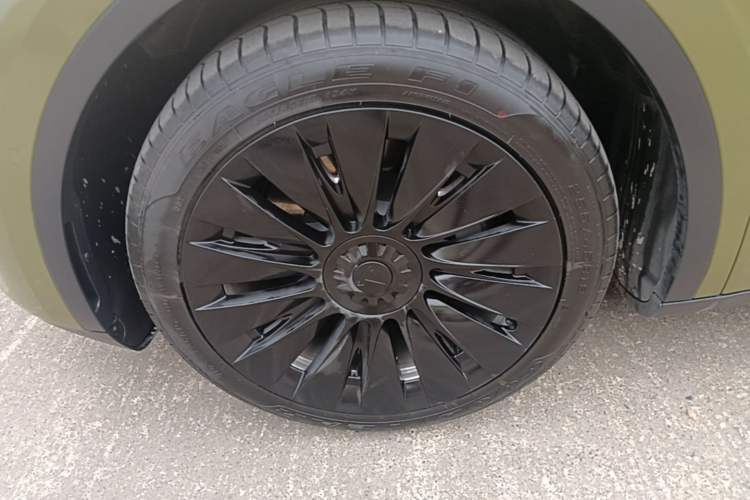 Used Tesla Model Y 2022 Revised Version Rear-Wheel Drive Left Front Wheel Hub