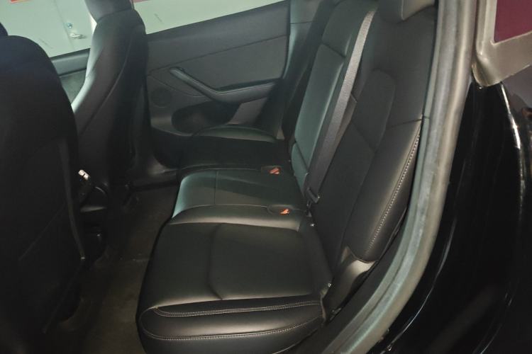 Used Tesla Model Y 2022 Revised Version Long-Range All-Wheel Drive Left Rear Seat