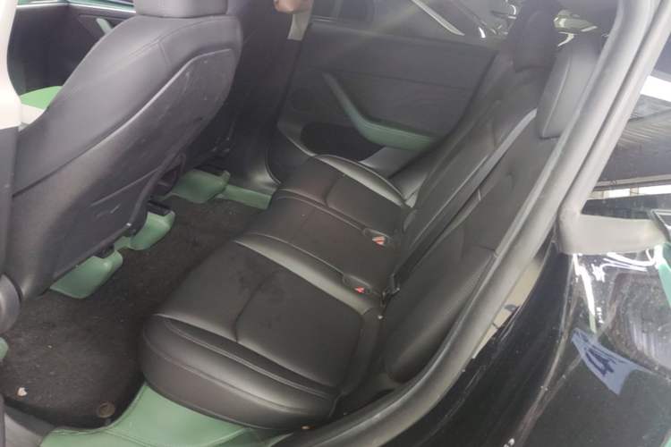 Used Tesla Model Y 2022 Revised Version Rear-Wheel Drive Left Rear Seat