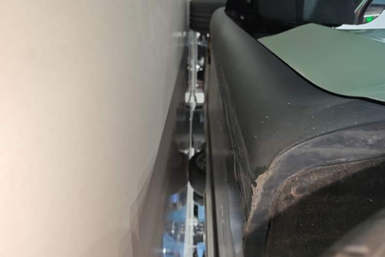 Used Tesla Model Y 2022 Revised Version Rear-Wheel Drive Left Side Sill