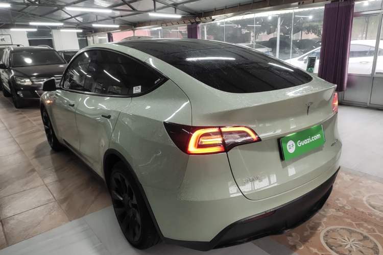 Used Tesla Model Y 2022 Rear-Wheel-Drive Version Rear Left 45 Deg