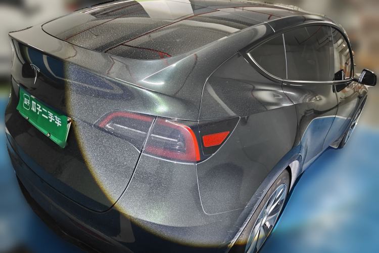 Used Tesla Model Y 2022 Rear-Wheel-Drive Version Rear Right 45 Deg