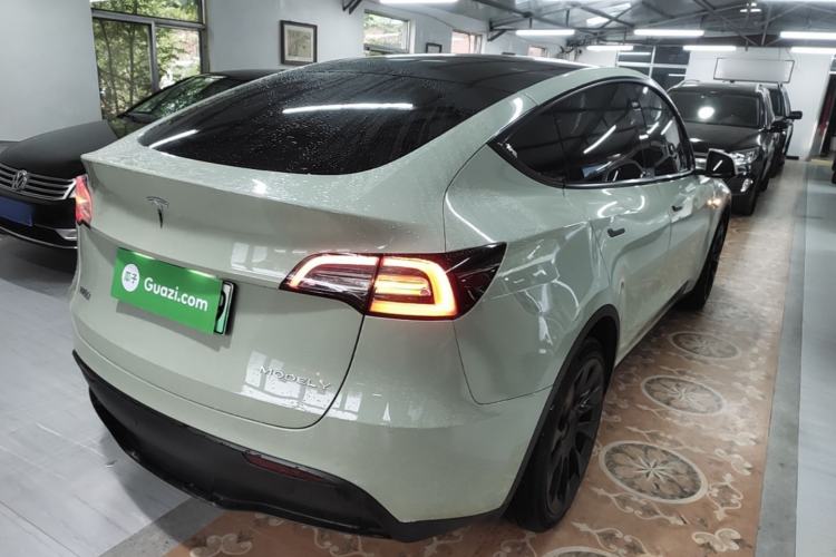 Used Tesla Model Y 2022 Rear-Wheel-Drive Version Rear Right 45 Deg