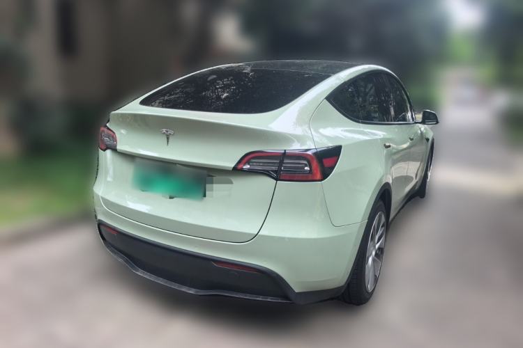Used Tesla Model Y 2022 Rear-Wheel-Drive Version Rear Right 45 Deg