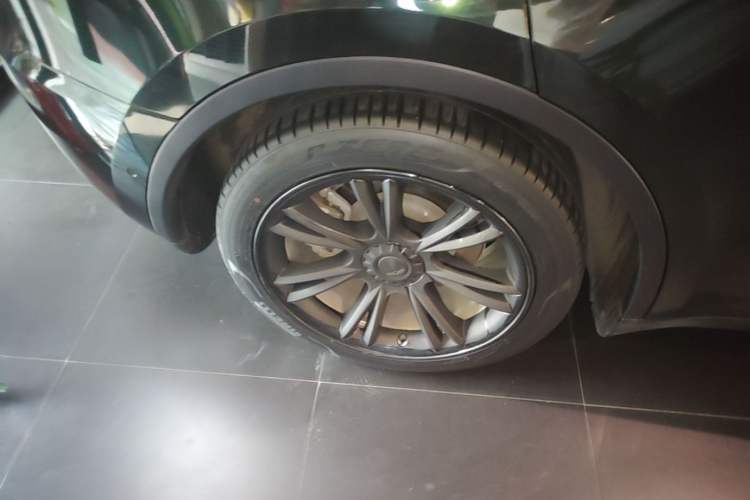 Used Tesla Model Y 2022 Revised Version Rear-Wheel Drive Right Rear Wheel Hub