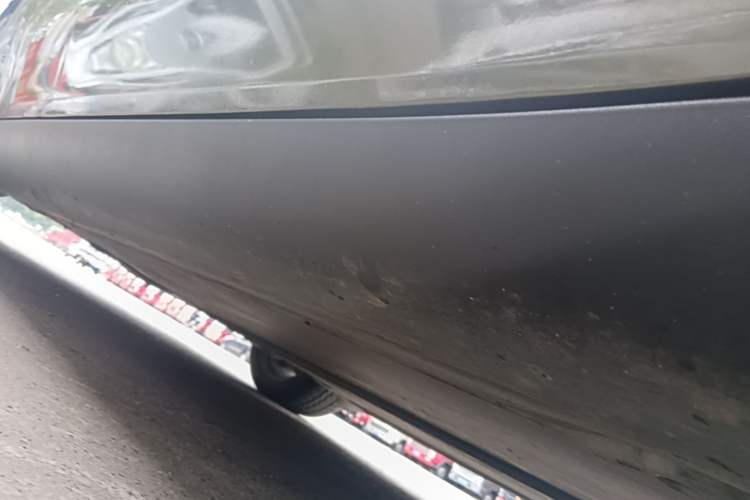 Used Tesla Model Y 2022 Revised Version Rear-Wheel Drive Right Side Sill