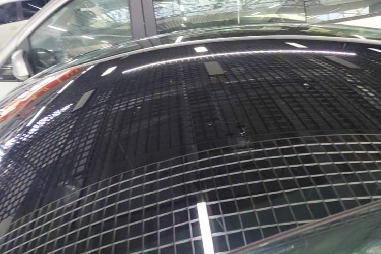 Used Tesla Model Y 2022 Rear-Wheel-Drive Version Roof