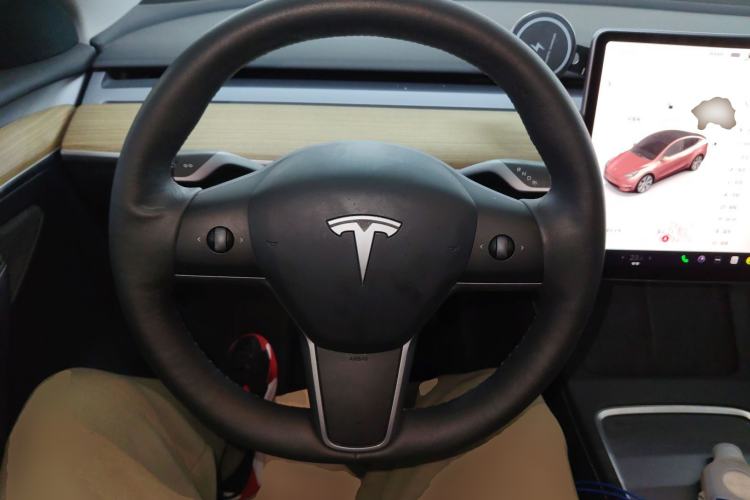 Used Tesla Model Y 2022 Revised Version Rear-Wheel Drive Steering Wheel