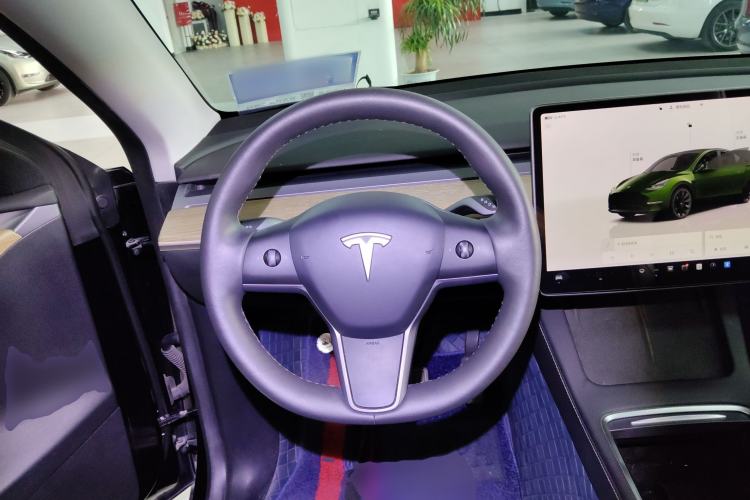 Used Tesla Model Y 2022 Revised Version Rear-Wheel Drive Steering Wheel