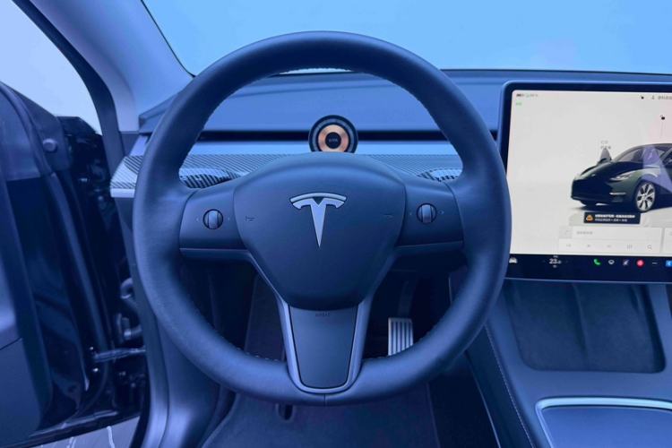 Used Tesla Model Y 2022 Revised Version Rear-Wheel Drive Steering Wheel