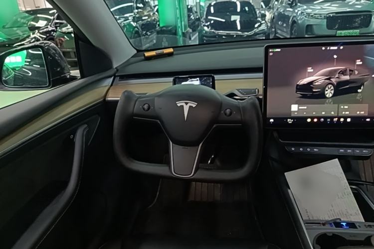 Used Tesla Model Y 2022 Revised Version Rear-Wheel Drive Steering Wheel