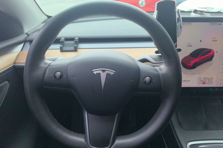 Used Tesla Model Y 2022 Rear-Wheel-Drive Version Steering Wheel