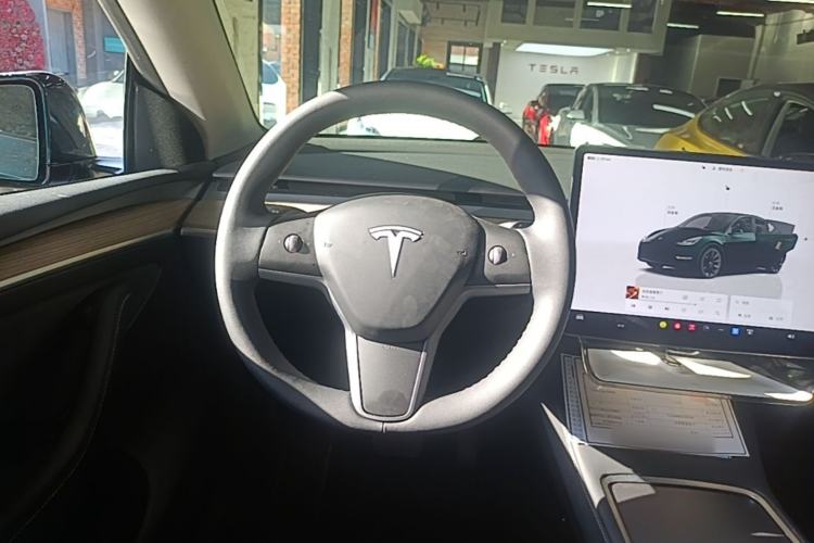 Used Tesla Model Y 2022 Revised Version Rear-Wheel Drive Steering Wheel