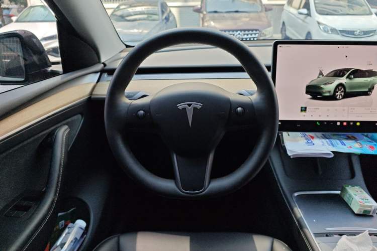 Used Tesla Model Y 2022 Revised Version Rear-Wheel Drive Steering Wheel