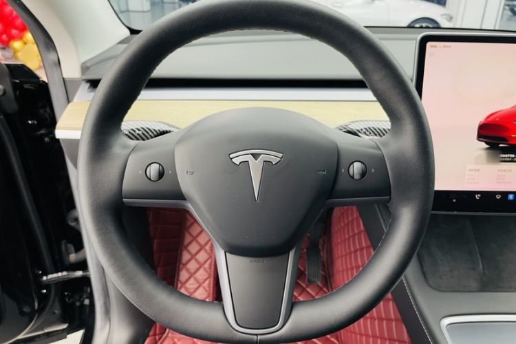 Used Tesla Model Y 2022 Rear-Wheel-Drive Version Steering Wheel