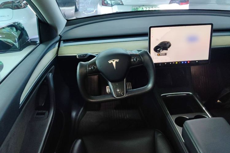Used Tesla Model Y 2022 Rear-Wheel-Drive Version Steering Wheel