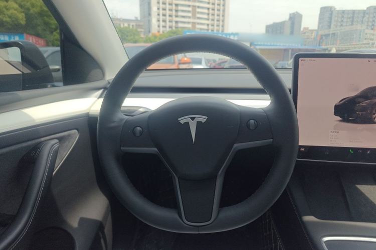 Used Tesla Model Y 2022 Revised Version Rear-Wheel Drive Steering Wheel