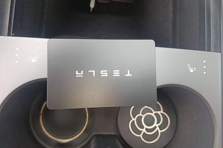 Used Tesla Model Y 2022 Revised Version Rear-Wheel Drive Vehicle Key