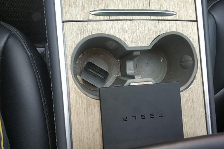 Used Tesla Model Y 2022 Revised Version Rear-Wheel Drive Vehicle Key