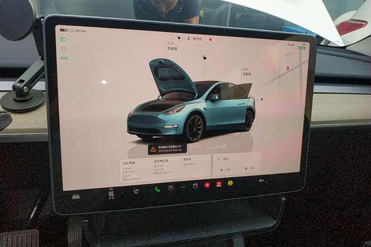 Used Tesla Model Y 2022 Revised Version Rear-Wheel Drive Instrument Cluster