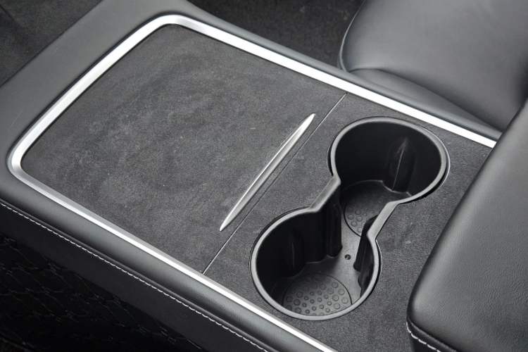Used Tesla Model Y 2022 Rear-Wheel-Drive Version Interior 7