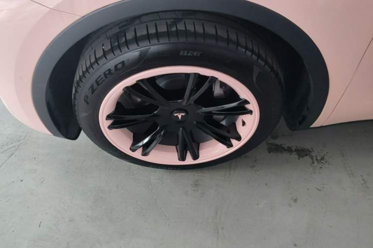 Used Tesla Model Y 2022 Revised Version Rear-Wheel Drive Left Front Wheel Hub