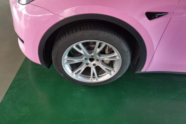 Used Tesla Model Y 2022 Revised Version Rear-Wheel Drive Left Front Wheel Hub