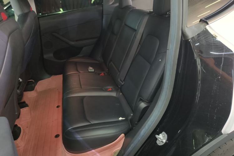Used Tesla Model Y 2022 Rear-Wheel-Drive Version Left Rear Seat