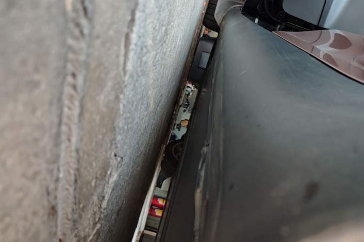 Used Tesla Model Y 2022 Revised Version Rear-Wheel Drive Left Side Sill