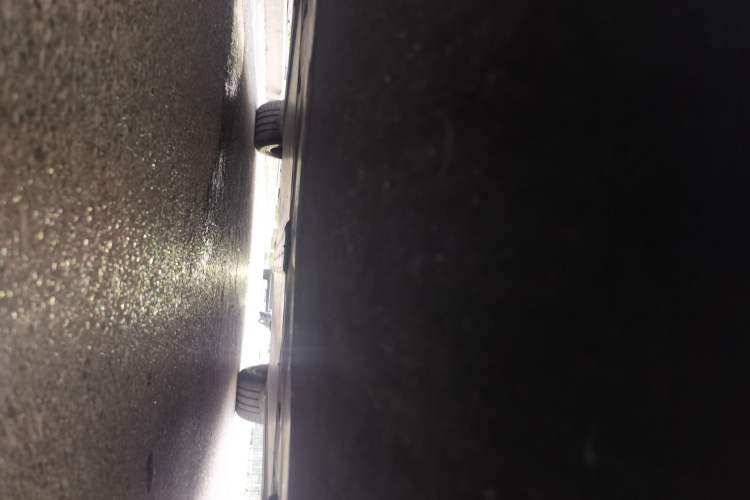 Used Tesla Model Y 2022 Long-Range All-Wheel-Drive Version Chassis Front